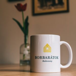 Borbarátok bögre